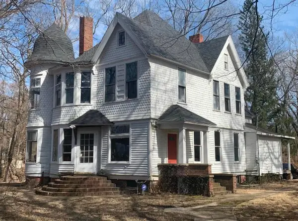1297 Colfax Avenue, BentonHarbor, MI 49022