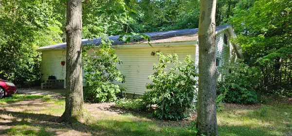 5780 104th Avenue, GrandJunction, MI 49056