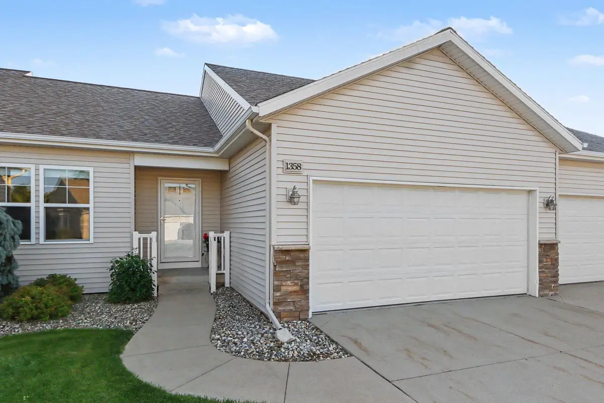 1358 S Village Circle, Kalamazoo, MI 49009 - #1