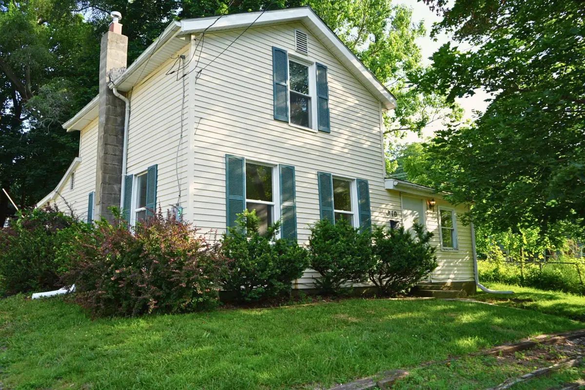 310 Locust Street, Marshall, MI 49068 - #1