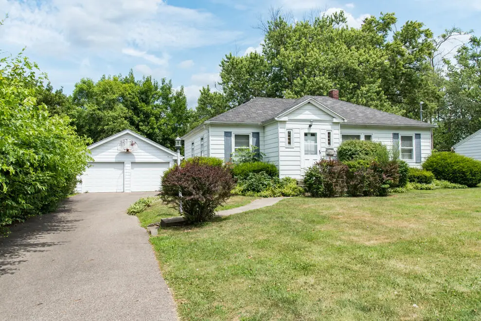 341 E Glenguile Avenue, Kalamazoo, MI 49004 - #1