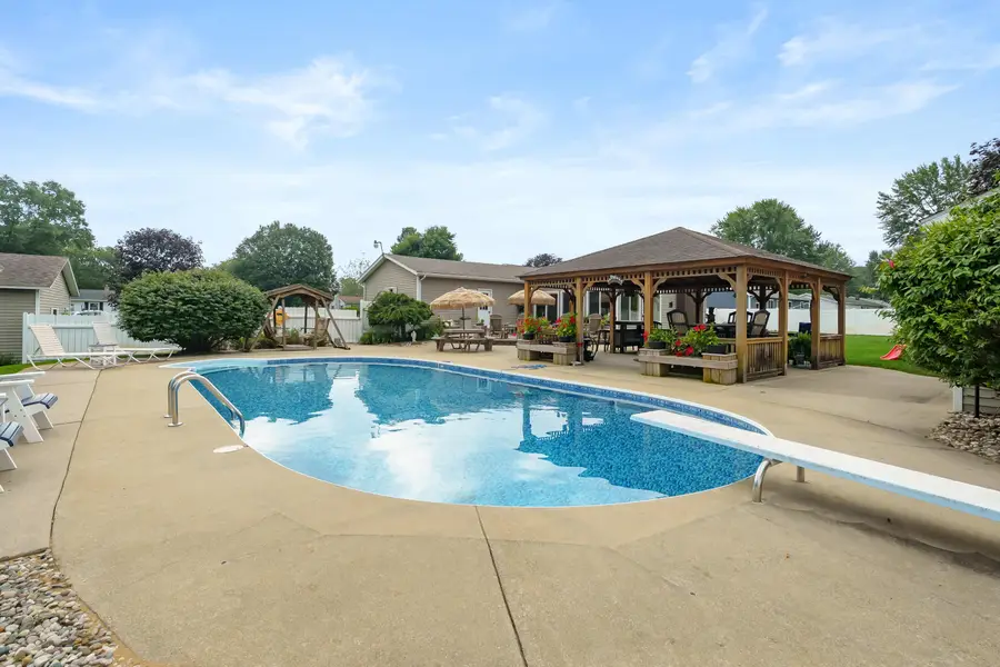 47260 Klett Road, Waverly, MI 49079 - #2