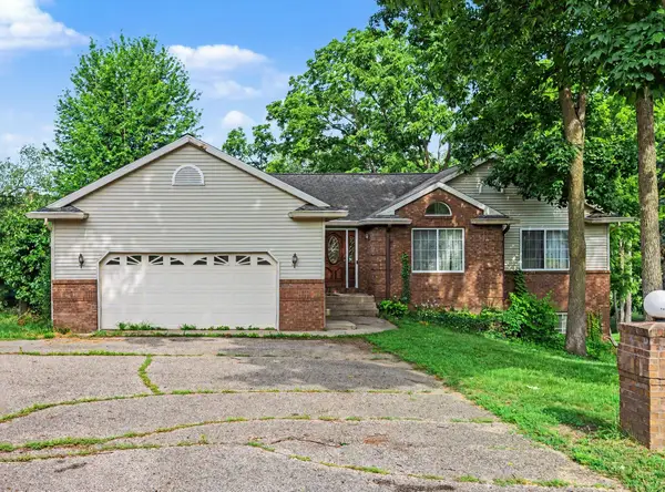 273 Fairway Court, Plainwell, MI 49080