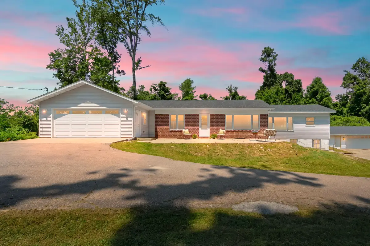 56776 Red Arrow Highway, Lawrence, MI 49064 - #1
