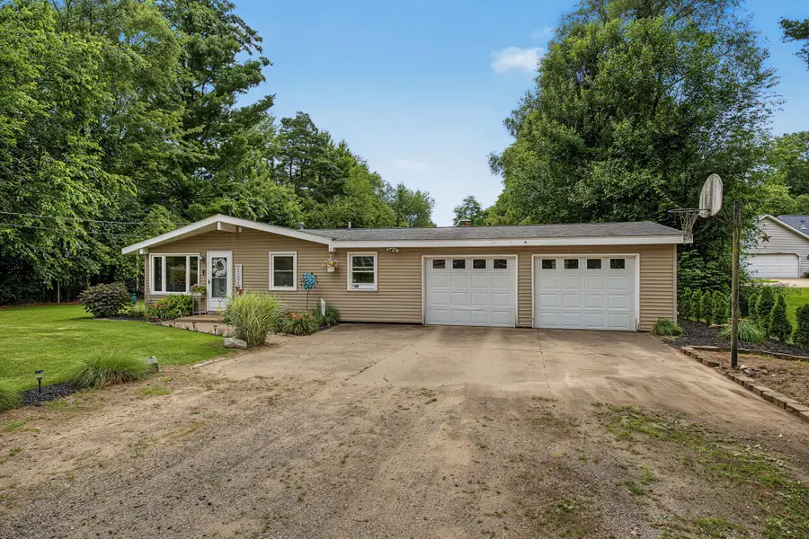 132 Jane Street, Emmett, MI 49014 - #2