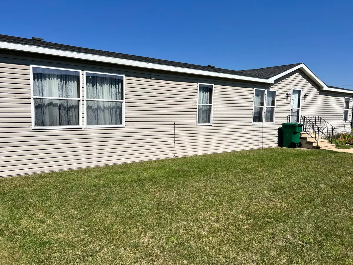 501 N US 131 Hwy #60, White Pigeon, MI 49099 - #1