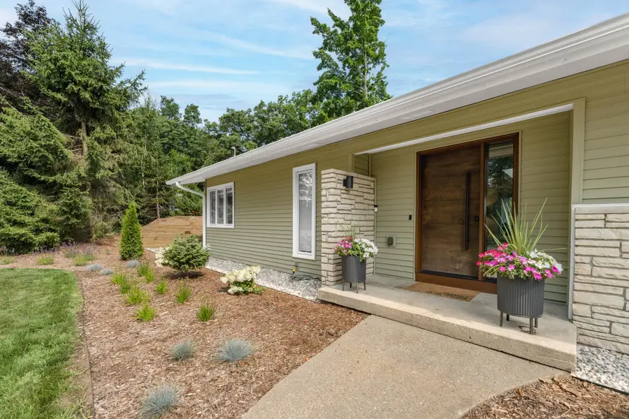 121 S Lake Doster Drive, Plainwell, MI 49080 - #2