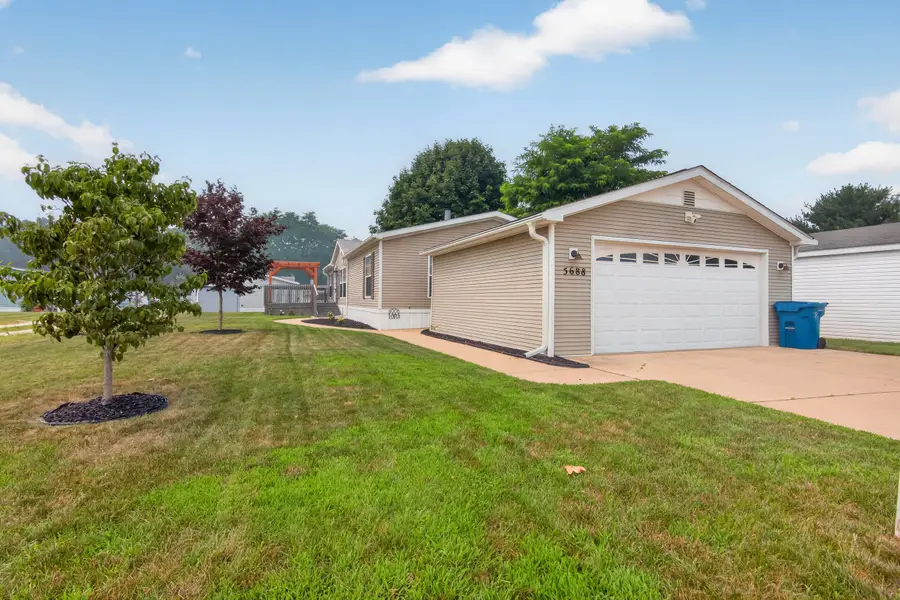 5688 Hawthorn Street Unit: 109, Kalamazoo, MI Yes - #2