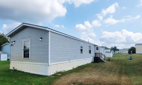 1194 W Grey Court, Wayland, MI 49348