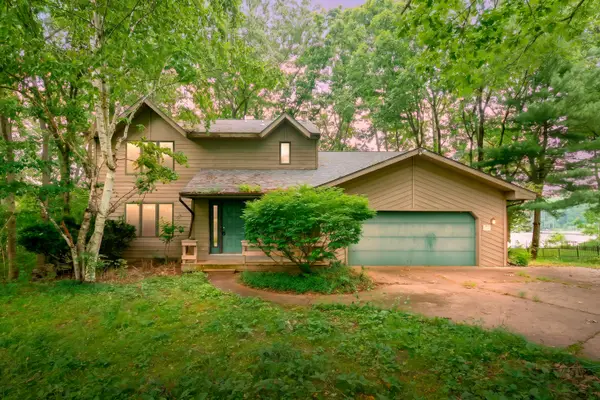 9856 Oak Forest Circle, Kalamazoo, MI 49009