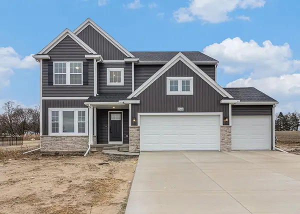 8412 Knotty Pine Lane, Kalamazoo, MI 49009