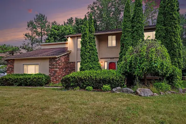 6021 Fairbrook Drive, WestBloomfield, MI 48322