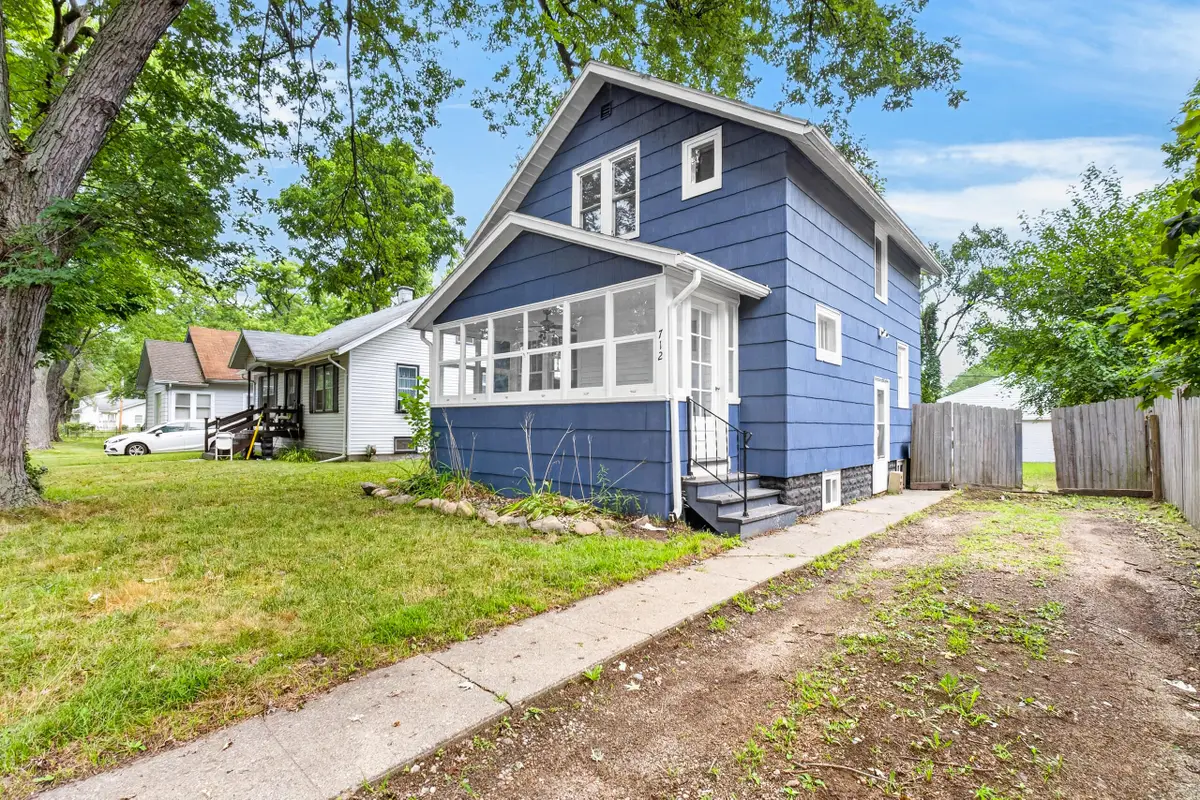 712 Fenimore Avenue, Kalamazoo, MI 49048 - #1