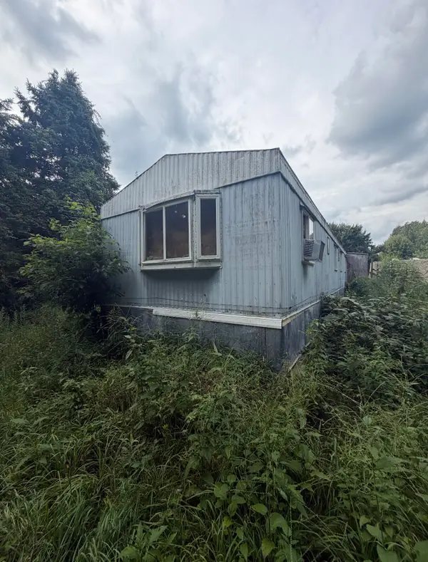 25306 Mckenzie Street, Dowagiac, MI 49047