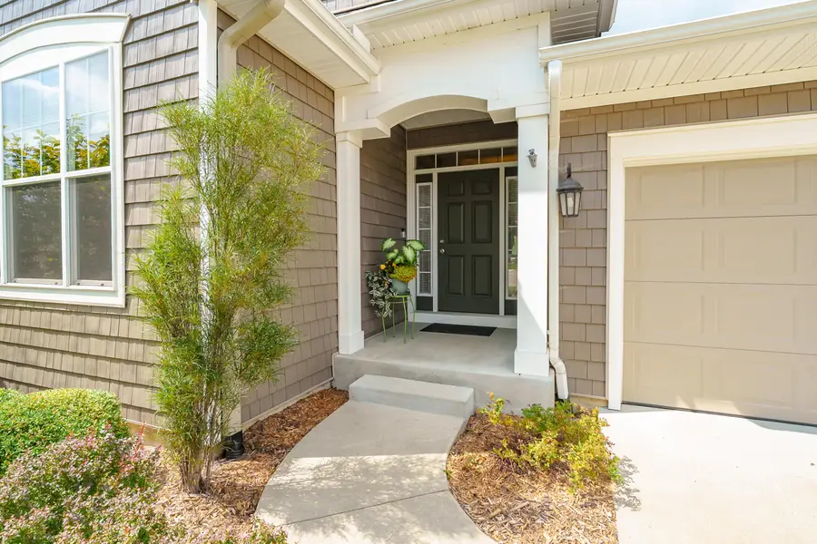 8874 Oak Meadow Cove, Portage, MI 49024 - #2