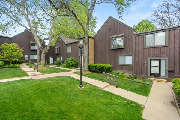 150 CARBERRY HILL Court Unit: D, Kalamazoo, MI 49006