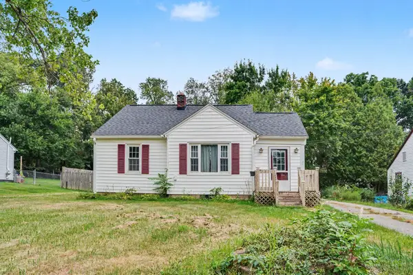 1528 Hamelink Drive, Portage, MI 49002