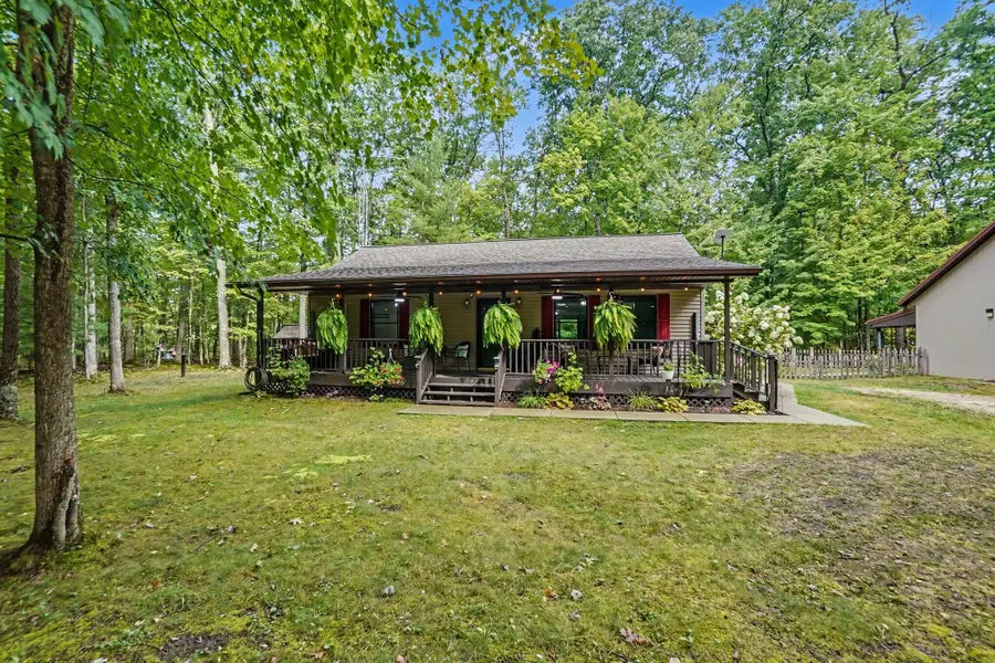 9051 S Trail Of The Lakes Lane, Baldwin, MI 49304 - #2