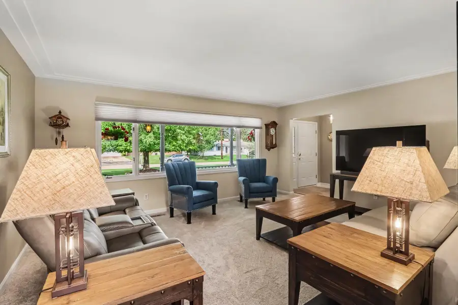 8911 Dolphin Street, Portage, MI 49024 - #3