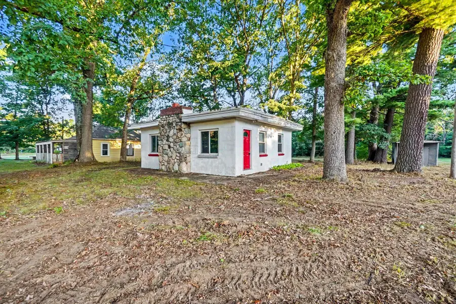 23008 Almy Road, Howard City, MI 49329 - #3