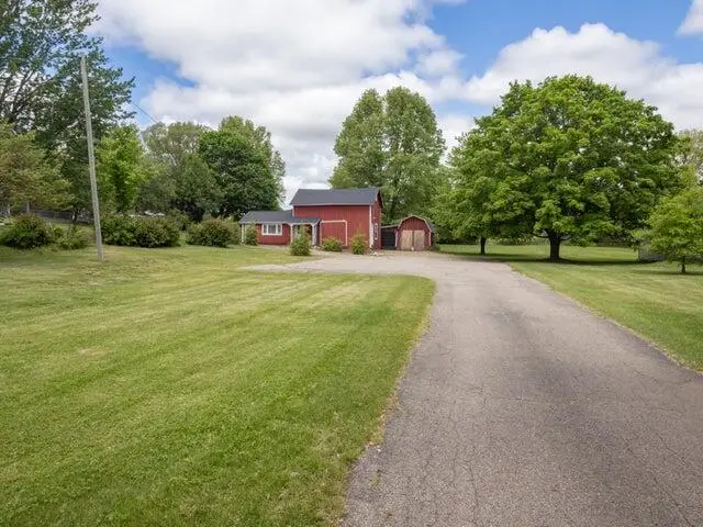202 2nd Avenue, Plainwell, MI 49080 - #3