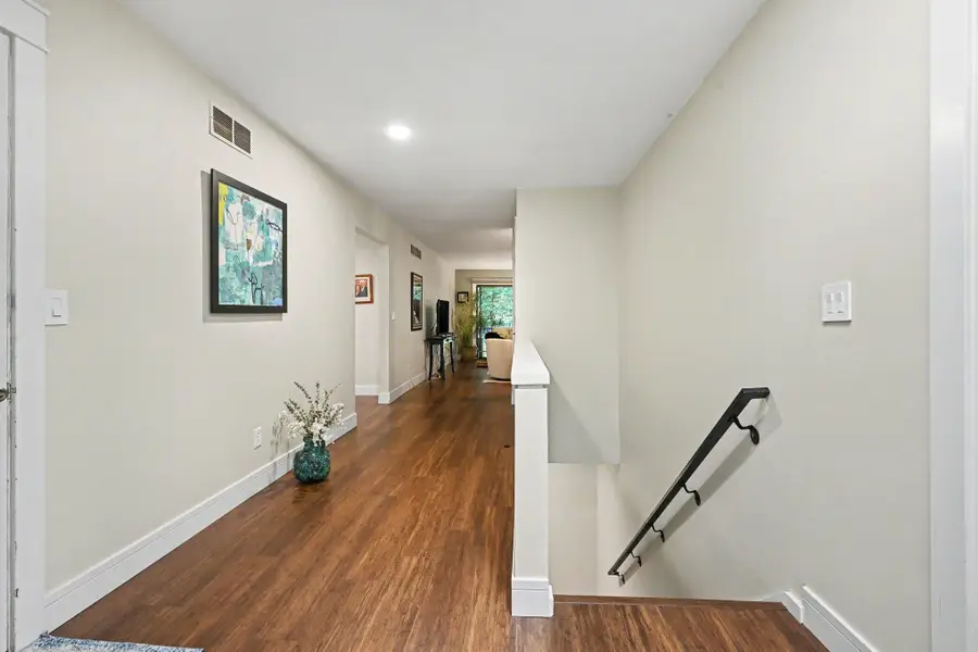 1020 Essex Circle Unit: 26, Kalamazoo, MI 49008 - #3