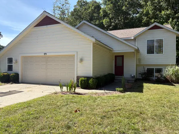 171 N Eastern Avenue, Allegan, MI 49010