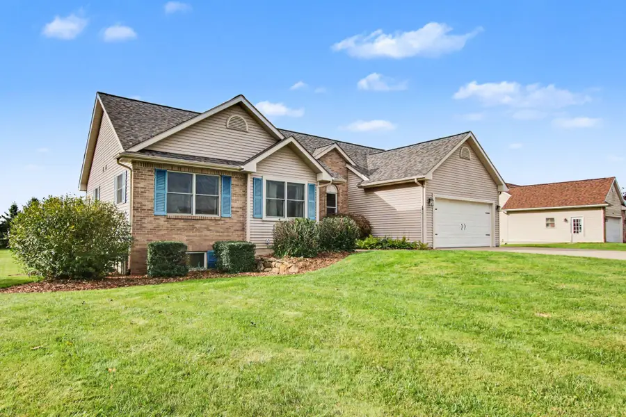 27357 Birmingham Court, Antwerp, MI 49079 - #2