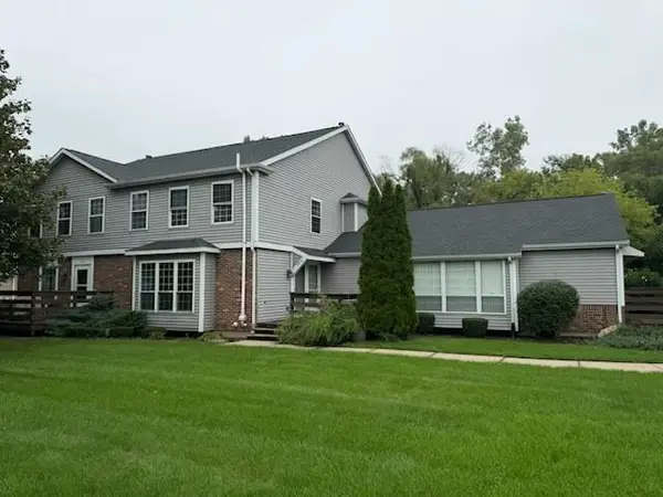 2319 Quail Run Drive Unit: 26, Kalamazoo, MI 49009