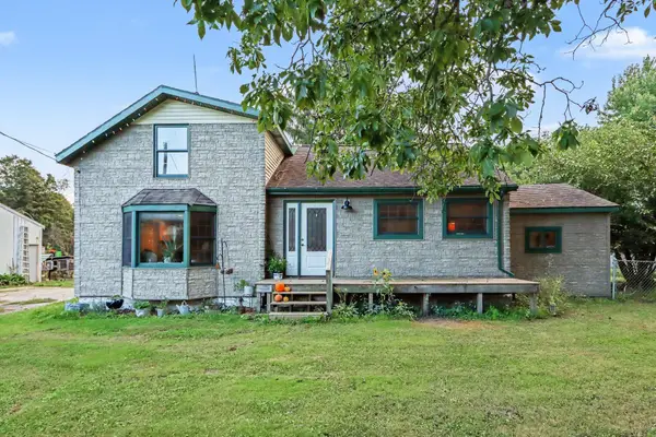 26233 County Road 687, Bangor, MI 49013
