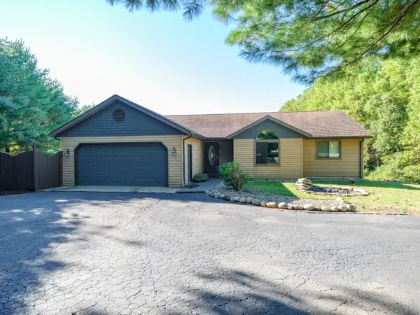 29455 58th Avenue, PawPaw, MI 49079