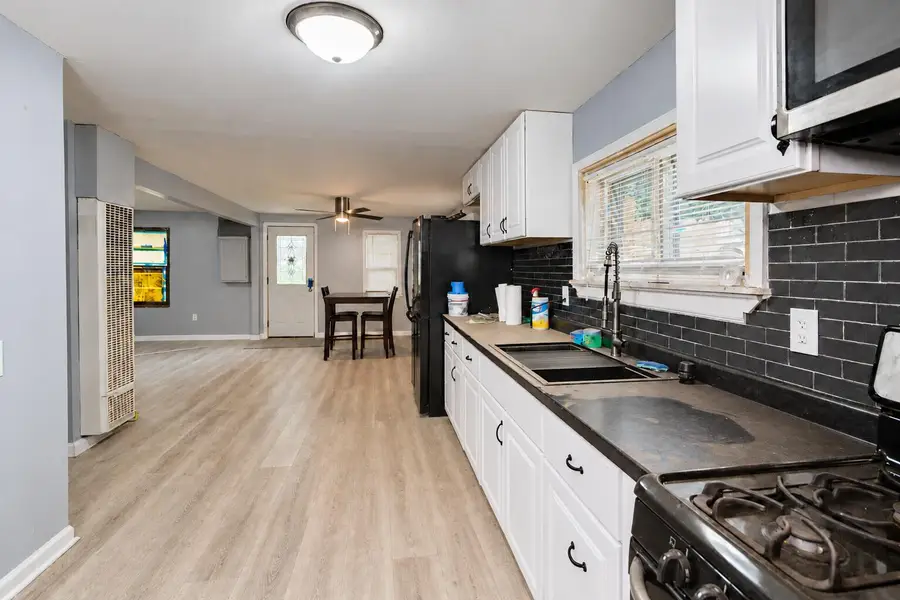 102 E Beers Street, Decatur, MI 49045 - #3