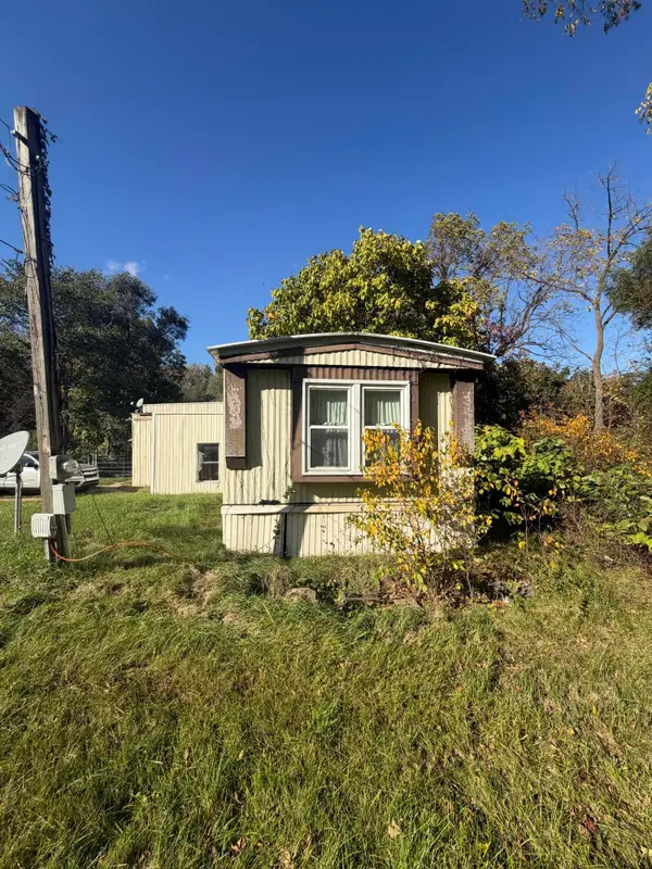 1395 106th Avenue, Otsego, MI 49078