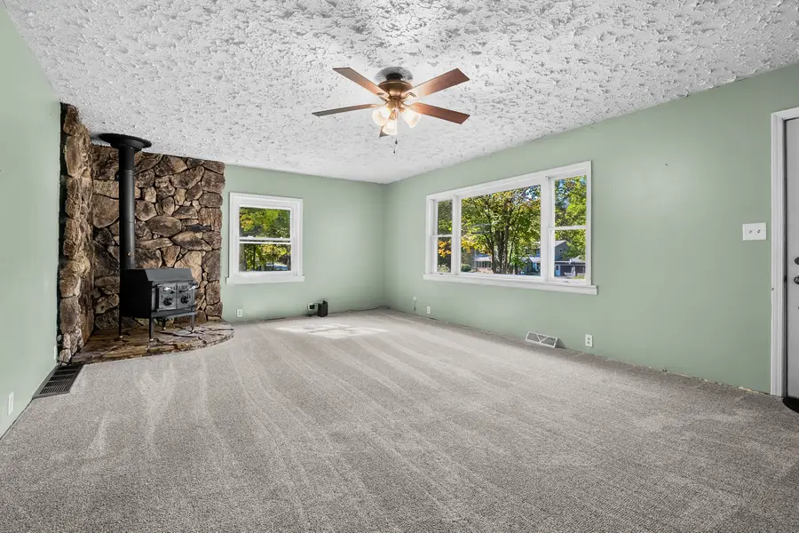 2871 S 6th Street, Kalamazoo, MI 49009 - #3