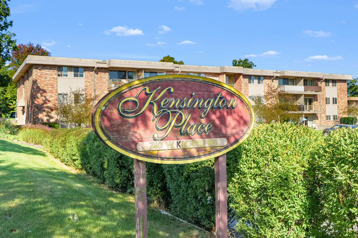 722 W Kilgore Road Building: 722, Kalamazoo, MI 49008 - #1