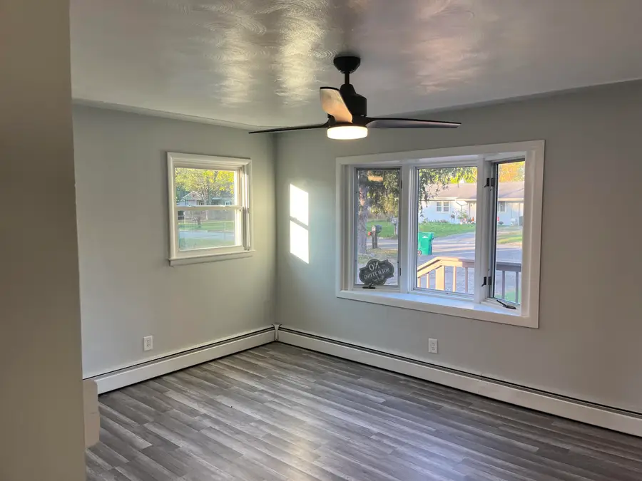 252 N 23rd Street N, Springfield, MI 49037 - #3