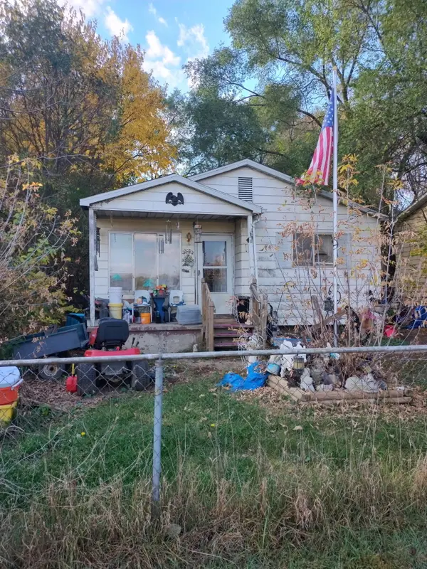 6613 N Webster Road, Flint, MI 48505