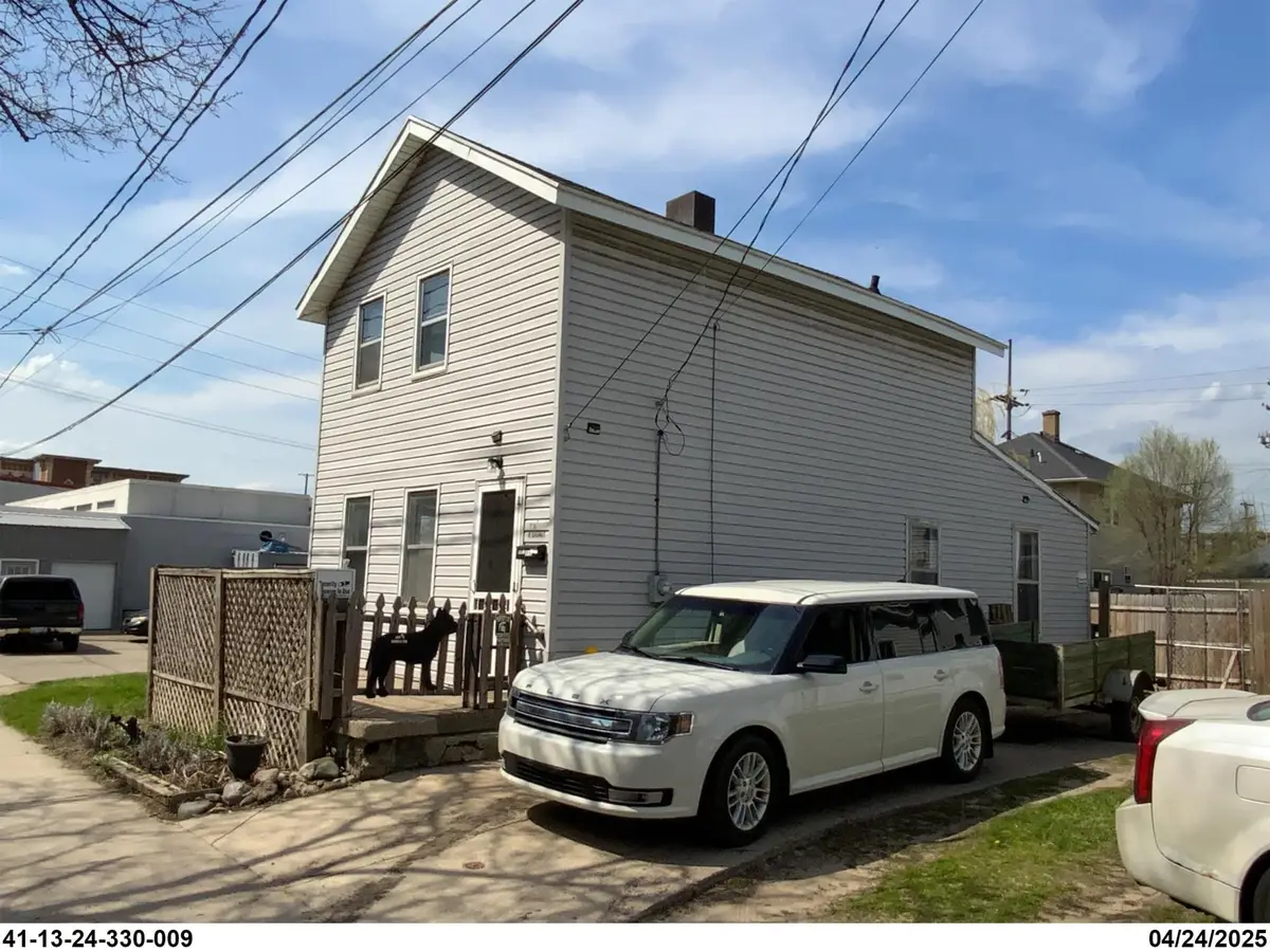 661 NW Broadway Ave. NW, Grand Rapids, MI 49504 - #1