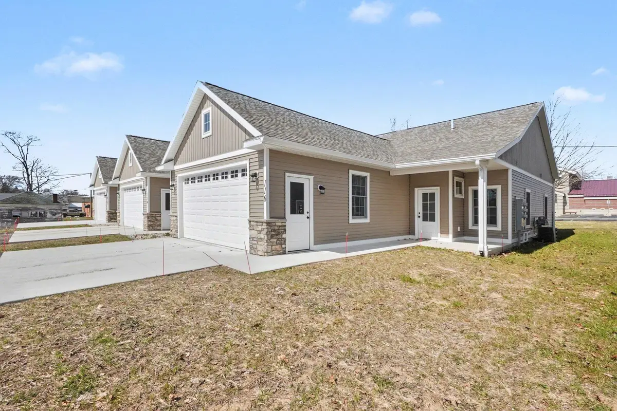 116 E Sheridan Street, Fremont, MI 49412 - #1