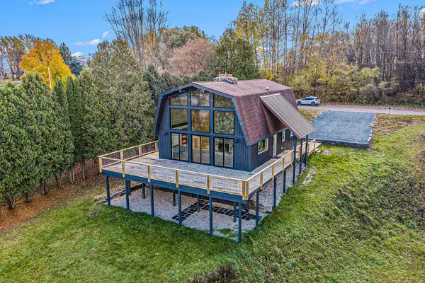 1550 W Chilberg Road, Scottville, MI 49454