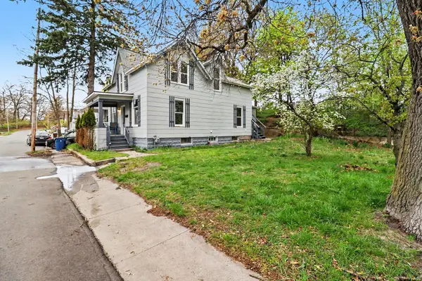 280 6th Avenue, Manistee, MI 49660