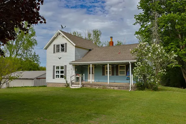 1504 N Oceana Drive, Hart, MI 49420