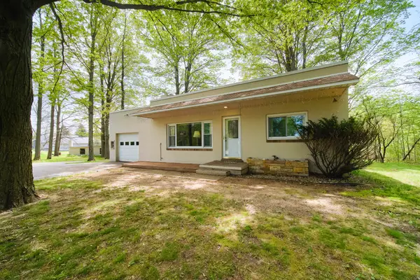 16263 Cadillac Highway, Thompsonville, MI 49683