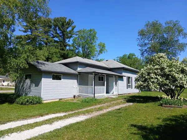 409 S Scott Street, Scottville, MI 49454