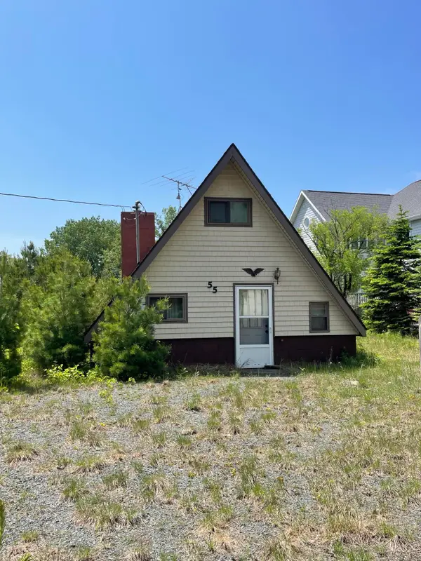 55 S Lighthouse Drive, Mears, MI 49436