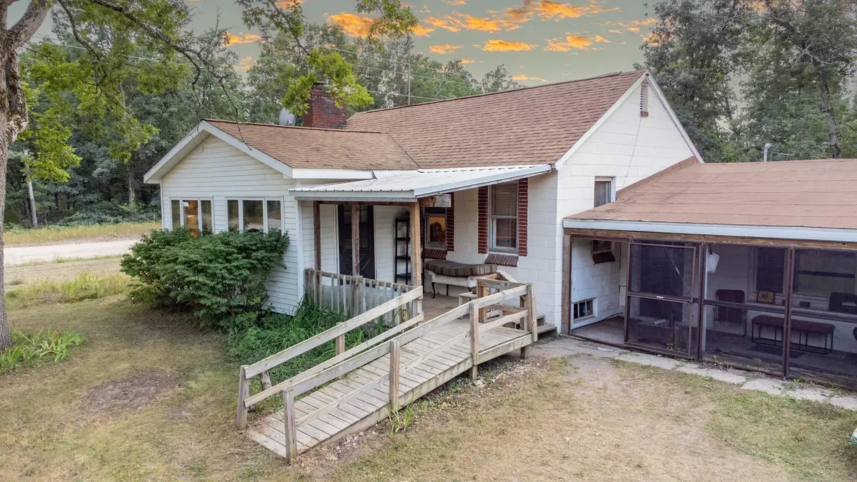 3985 S Peacock Trail, Baldwin, MI 49304 - #1