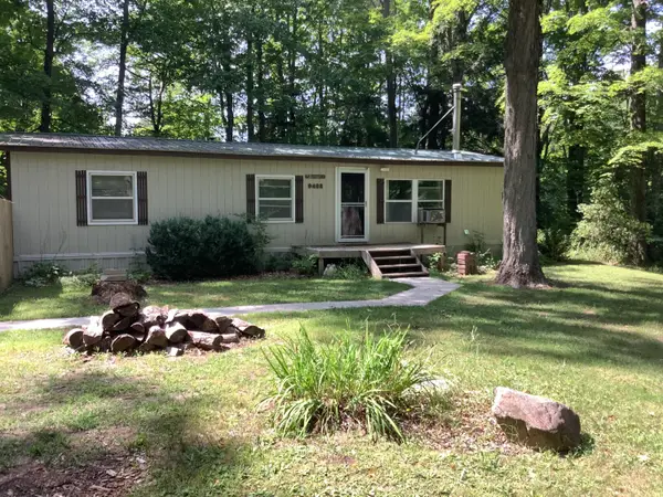 9488 S 11 Road, Cadillac, MI 49601