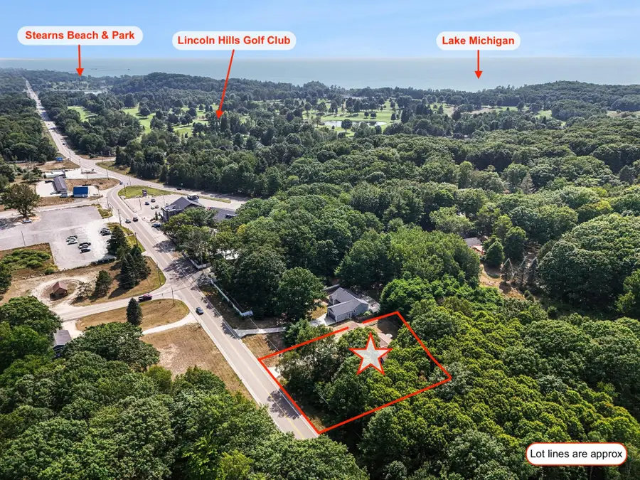 2047 N Lakeshore Drive, Ludington, MI 49431 - #3