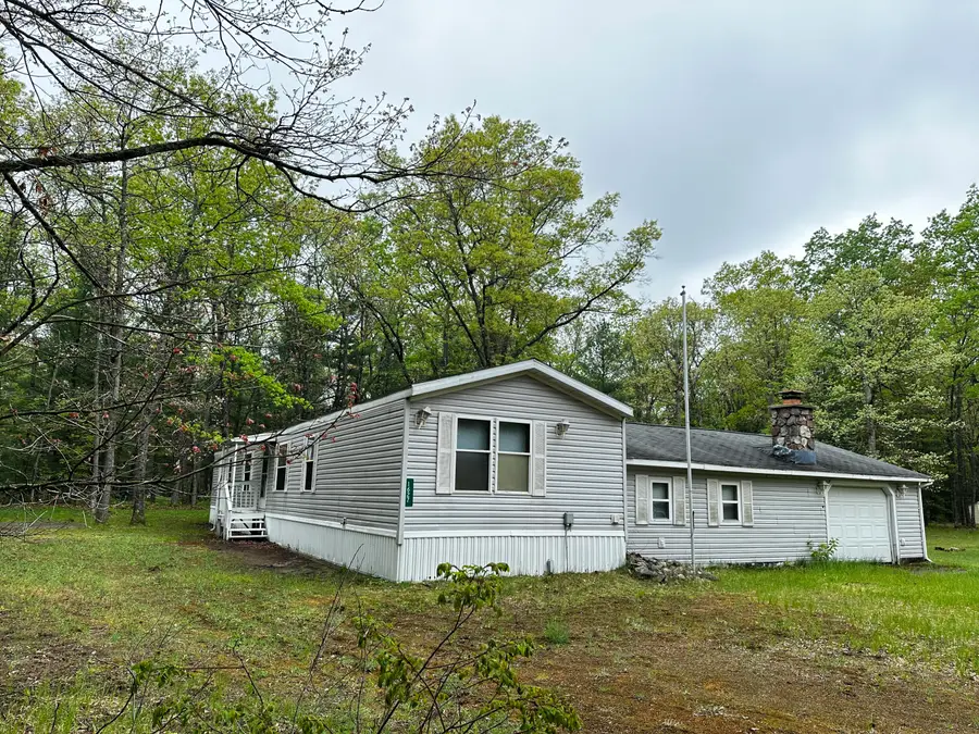 1627 W Delong Drive, Baldwin, MI 49304 - #2