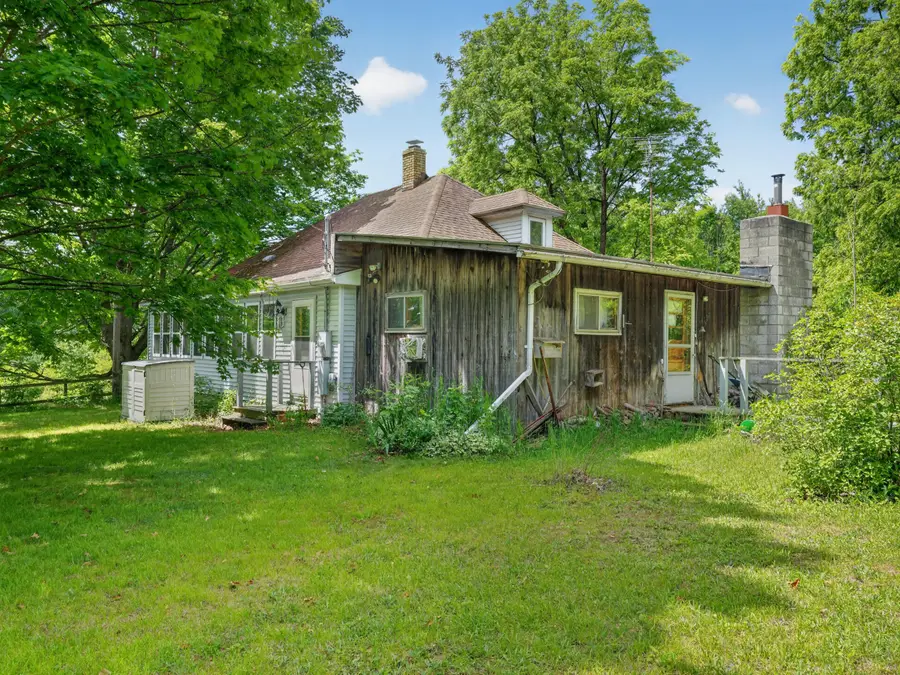 6182 Hamilton Road, Harrison, MI 48625 - #3